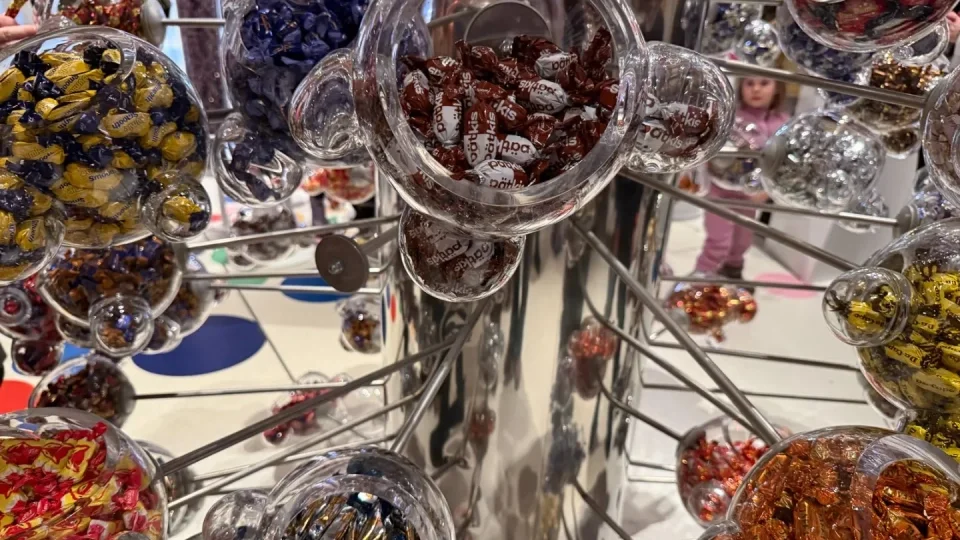 Fotr 11, Helsinky, čokoládovna