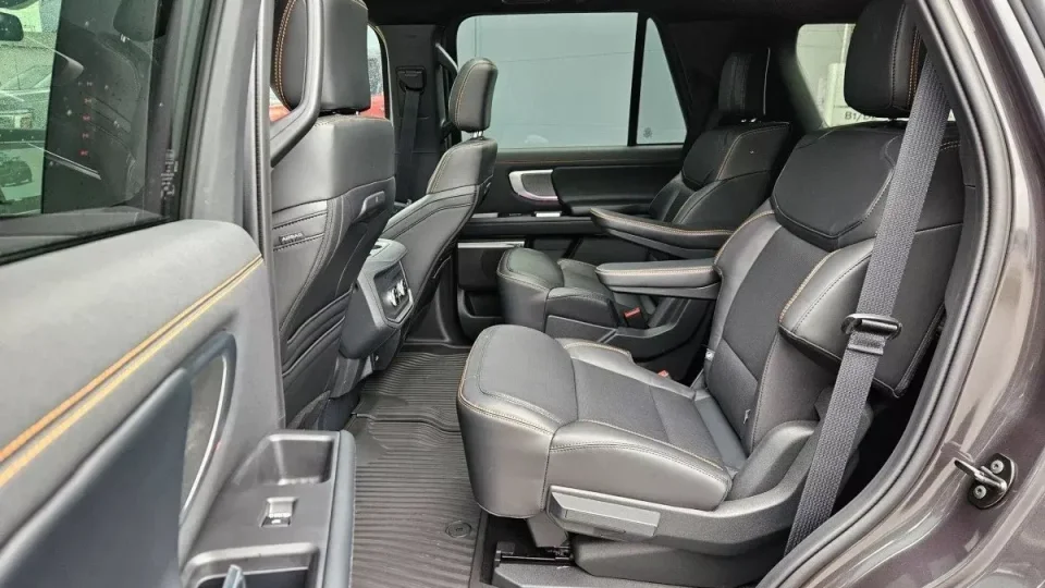 Test Ford Expedition Tremor