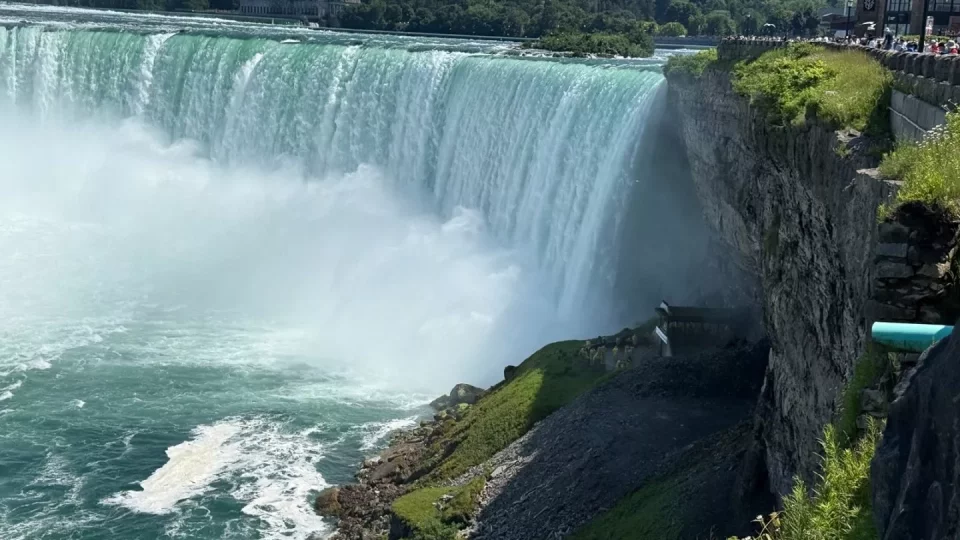 Fotr na tripu 10, Niagarské vodopády