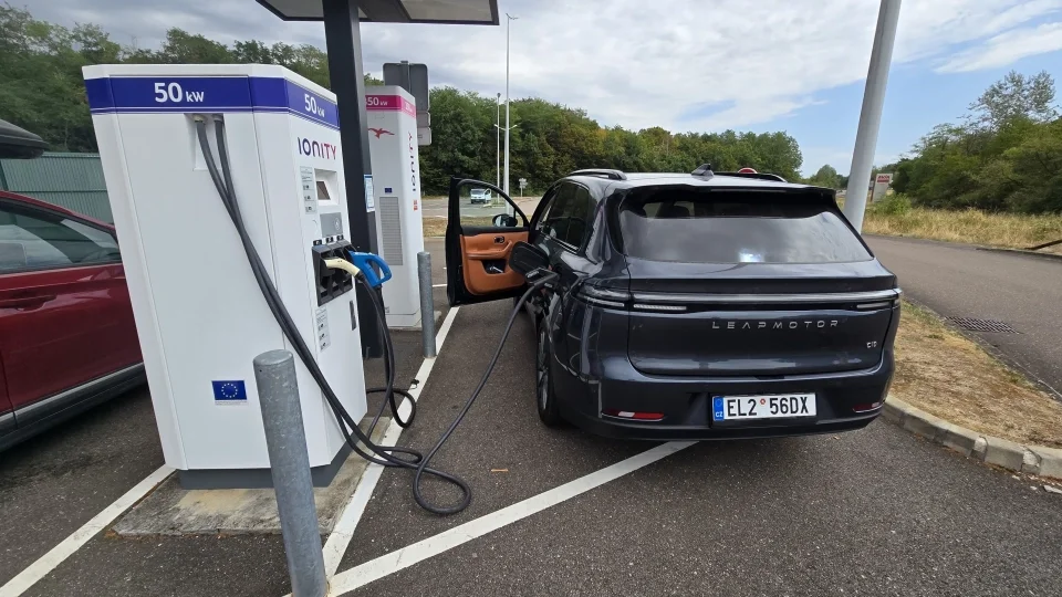 Leapmotor C10 Hybrid EV