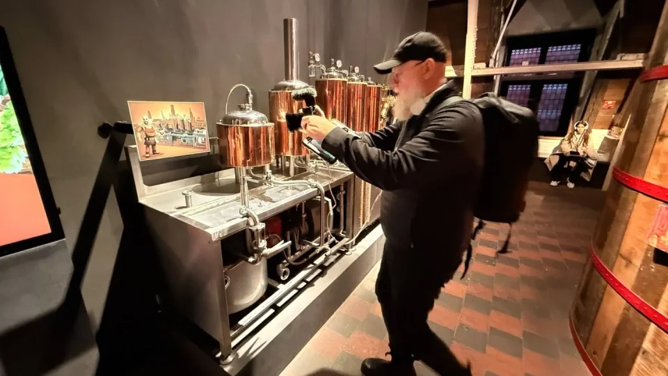 Fotr na tripu 11, Bruggy na talíři