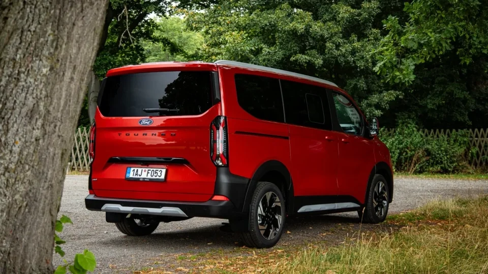 Ford Tourneo Custom PHEV Active