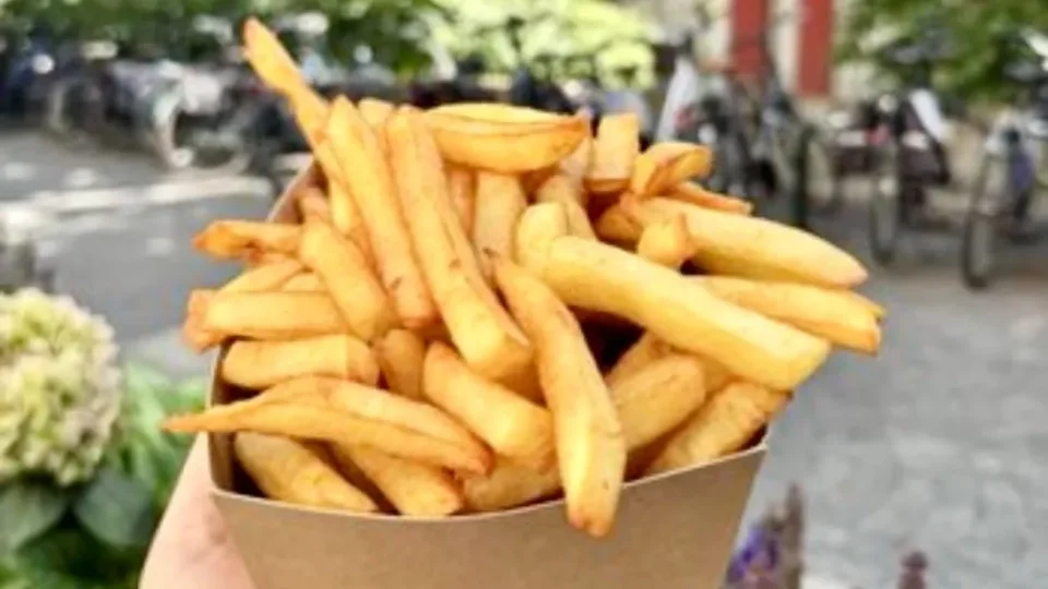 Fotr na tripu 11, Bruggy na talíři