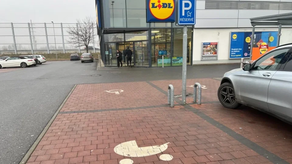 Stání s kočárkem