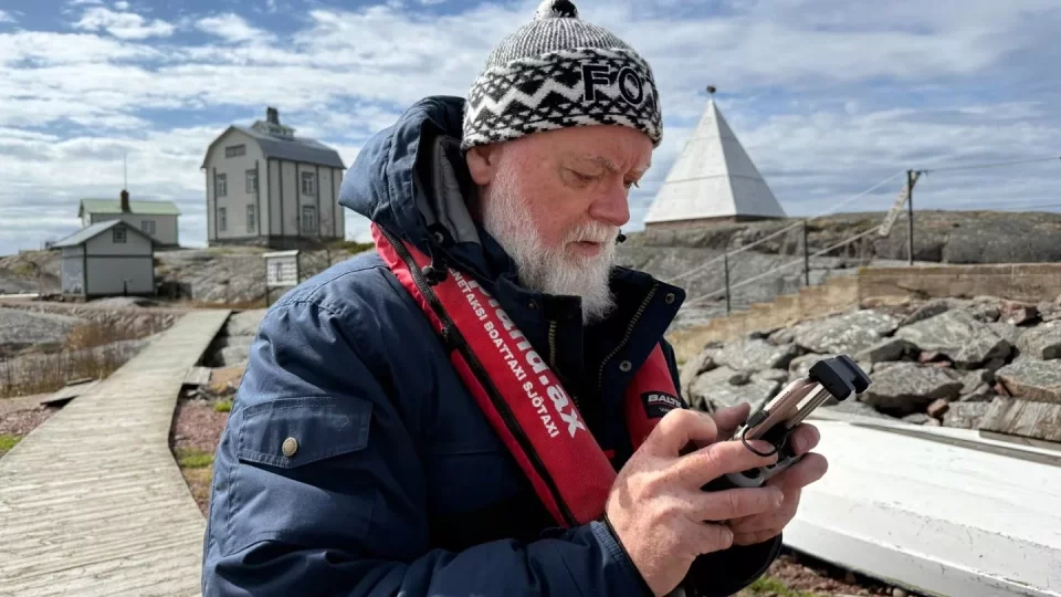 Fotr na tripu 9, Alandy