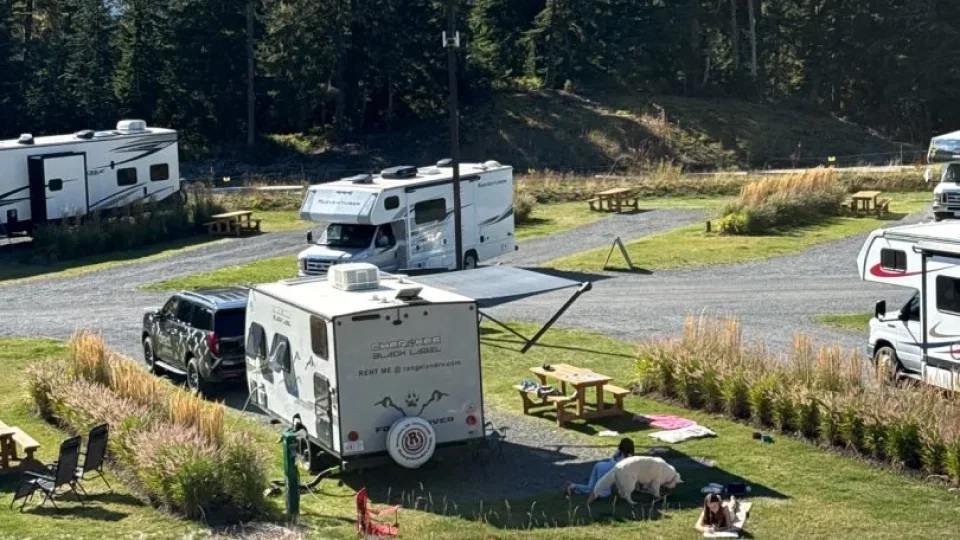 Fotr na tripu 10, kempování v Kanadě