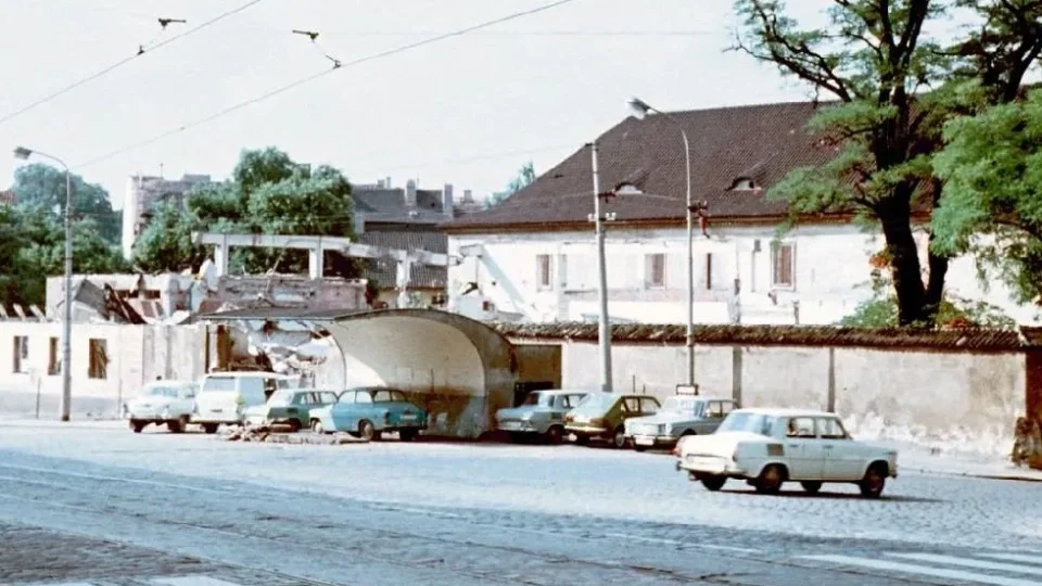Retro, čerpací stanice