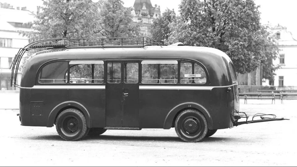 Retro, autobusové přívěsy