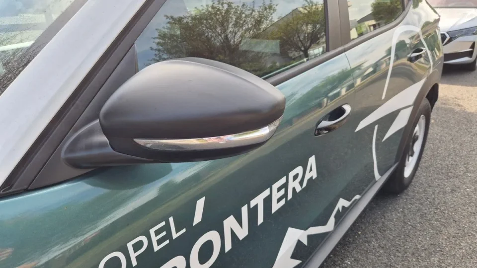 Opel Frontera test