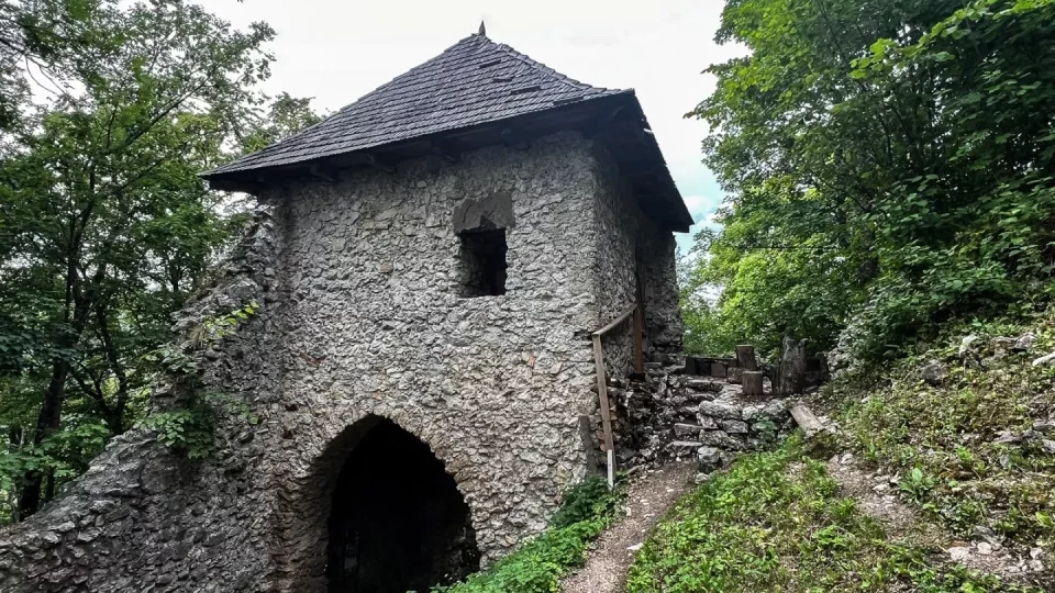 Trip Muránska planina, Muránsky hrad, syslové