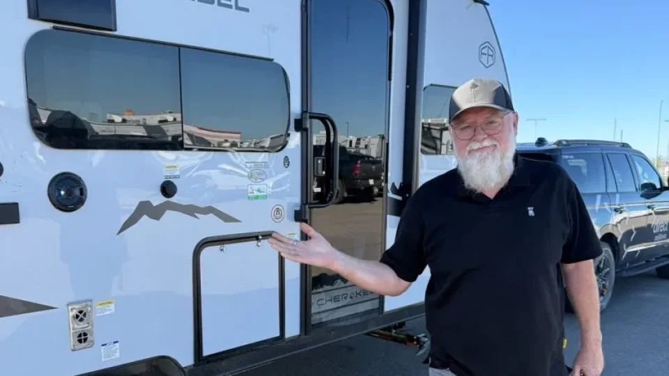 Fotr na tripu 10, kempování v Kanadě