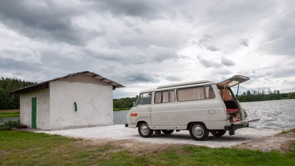 Škoda 1203 Camp