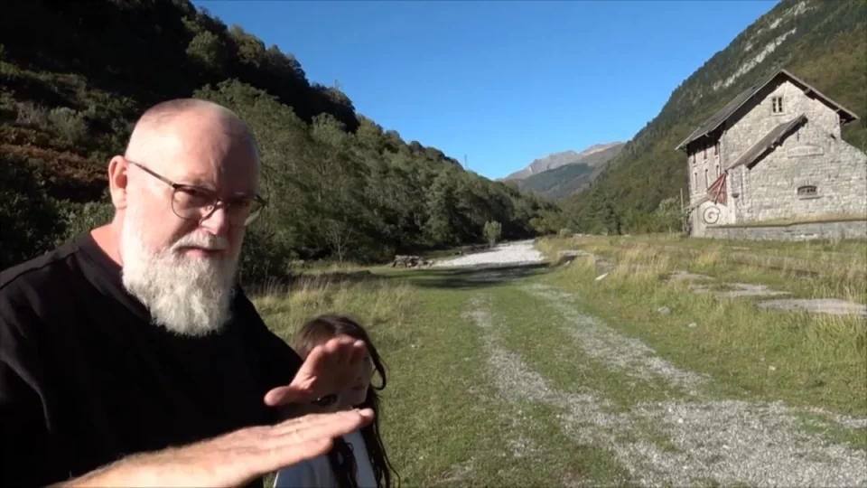 Fotr na tripu 8, Francie