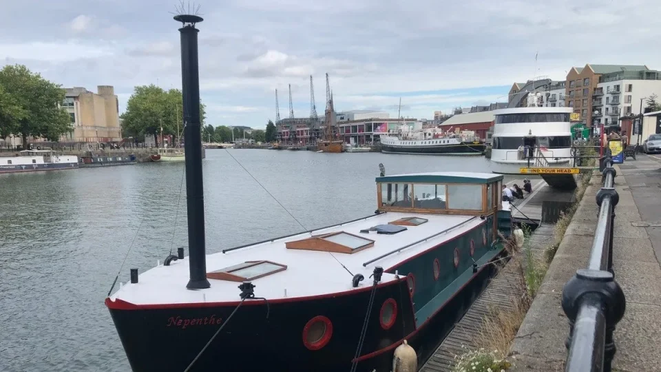 Bristol, stop