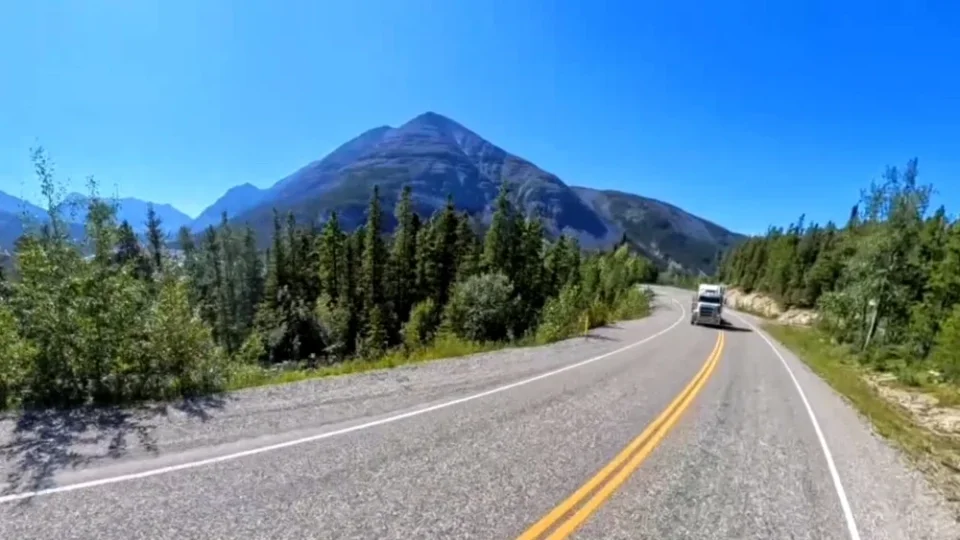 Fotr na tripu 10, Dawson City