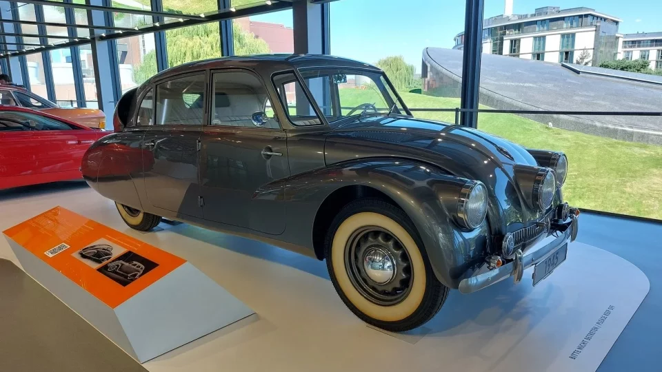 Autostadt - Tatra 87