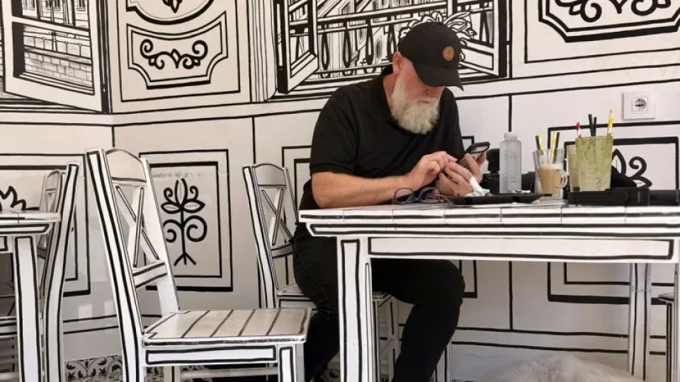 Fotr na tripu 11, Bělehrad, 2D kavárna