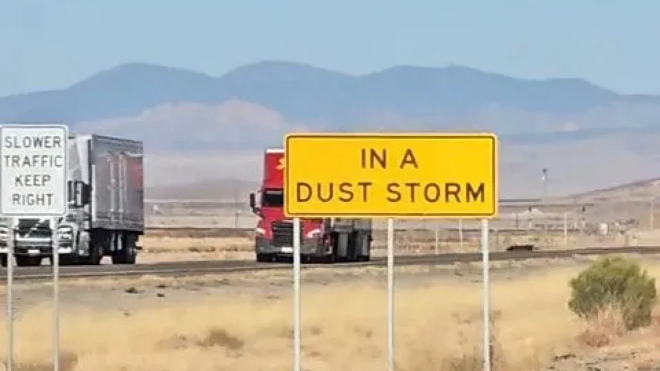 Pravidla na silnicích v USA