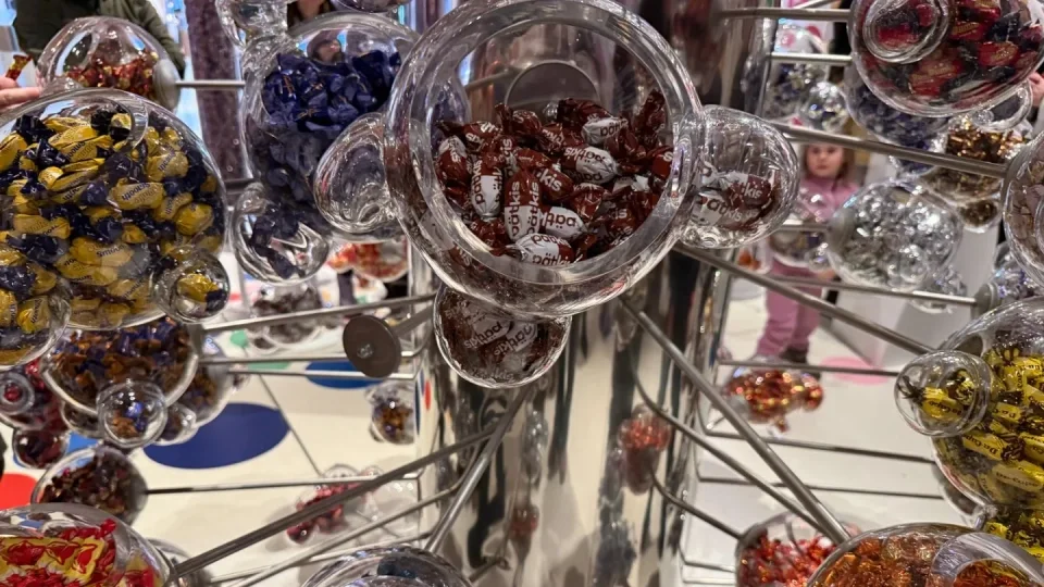 Fotr 11, Helsinky, čokoládovna