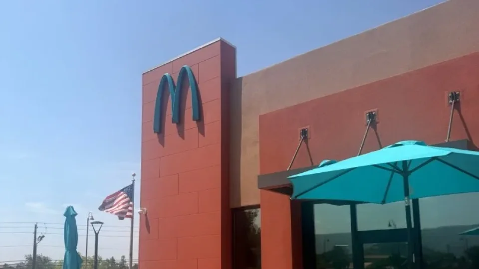 Fotr na tripu 12, McDonald