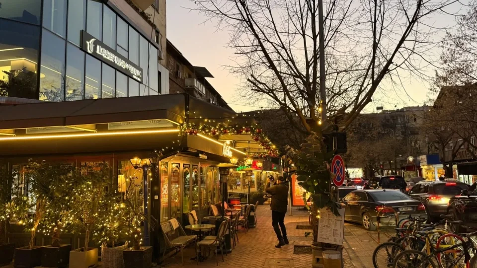 Fotr na tripu 11, Tirana