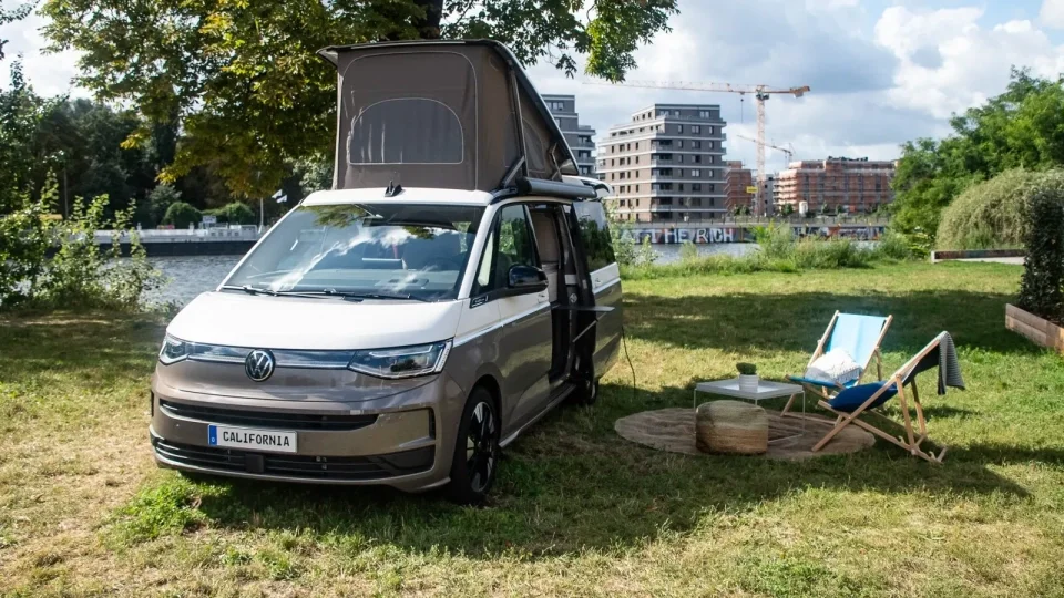 Volkswagen Multivan a California 2027