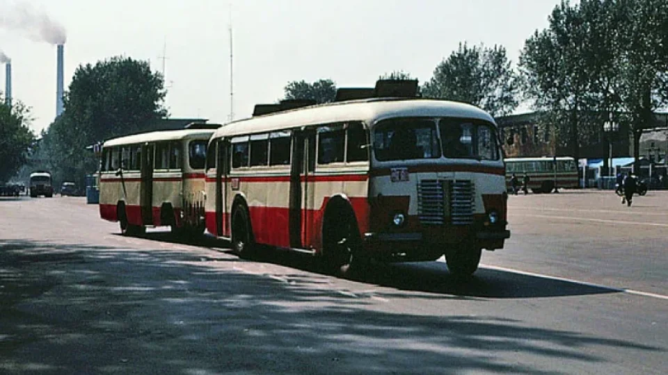 Škoda 706 RO