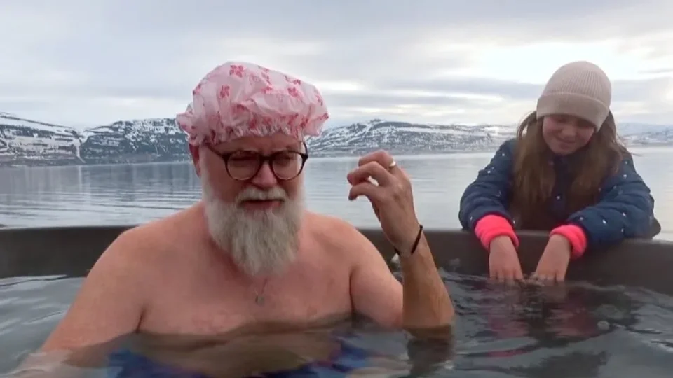 Fotr na tripu, místa setkání s Čechy