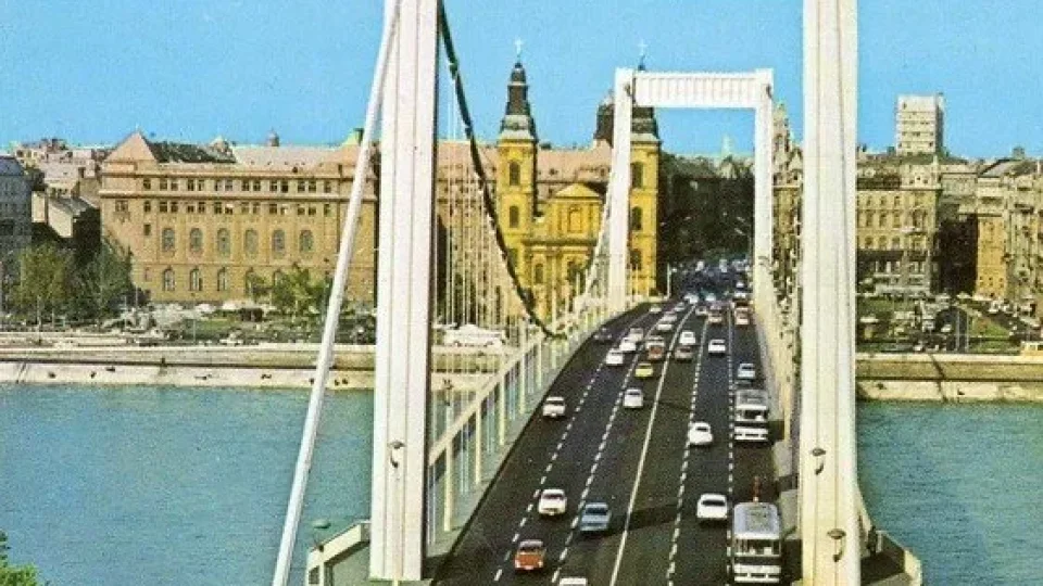 Retro, Maďarsko