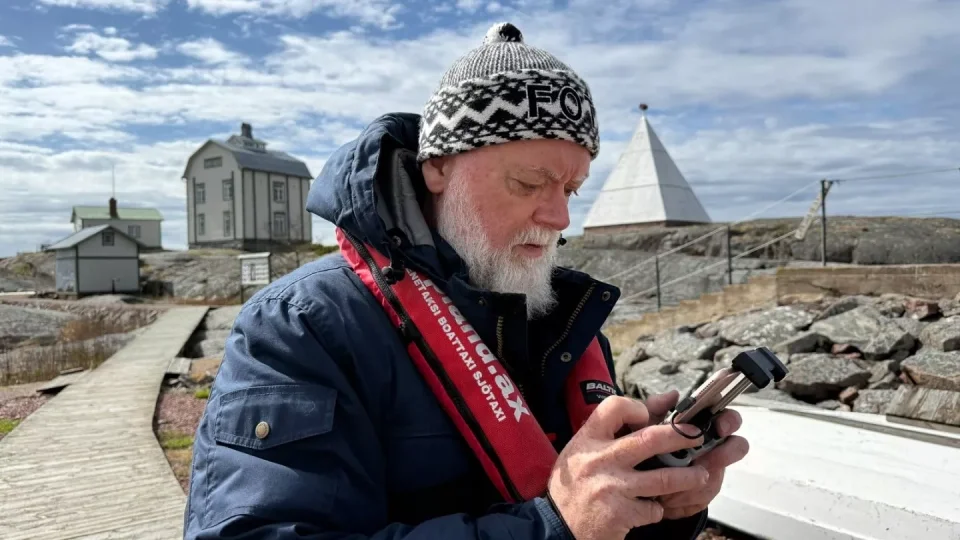 Fotr na tripu 9, Alandy