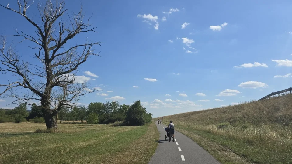 Inline Vážská cyklomagistrála