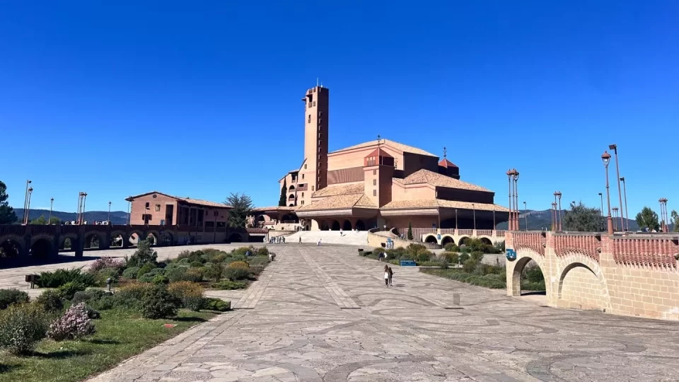 Fotr na tripu 8, Pyreneje a konec