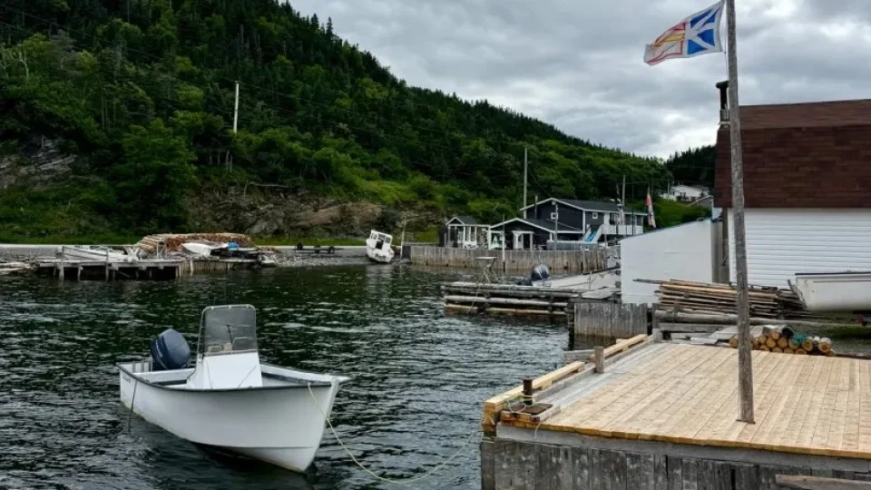 Fotr na tripu 10, Newfoundland