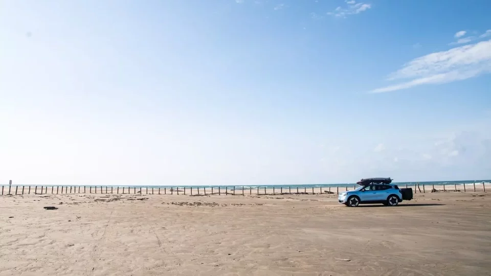 Ford trip, Camargue auto