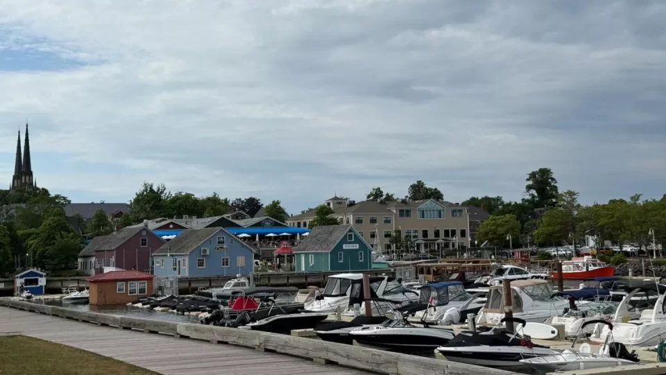 Fotr na tripu 10, Ostrov prince Edwarda