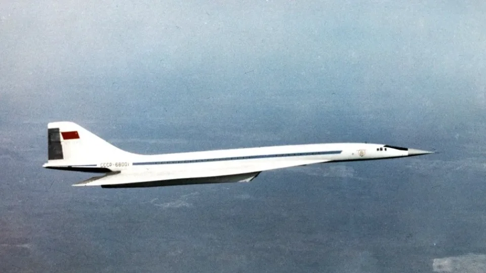 TU144