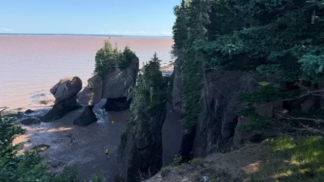 Hopewell Rocks: Základní informace, fotky, zkušenosti a reportáž z místa