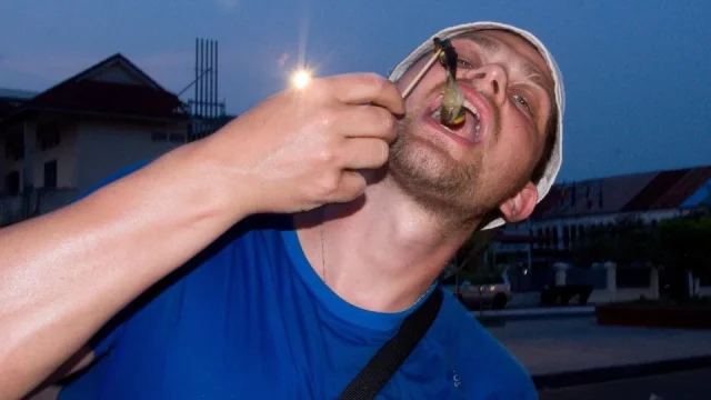 Kachní zárodky, podezřelá kaše nebo šneci z Mekongu. Když odpojíte mozek, opravdu si pochutnáte