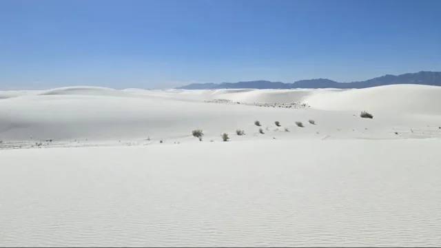 Fotku z tohoto parku jste možná i vy měli na počítači. Navštívili jsme White Sands National Park