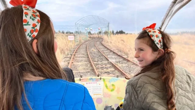 Takhle to dopadá, když se zkombinuje šlapadlo a jízdní kolo. Fotr vyzkoušel šlapací vagónky