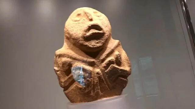 Také srbská strana Dunaje má své legendy. Možná se tu objevili lidé s rybí hlavou