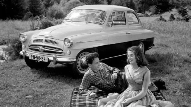 Známý neznámý cestovatel: Ladislav Mikeš Pařízek projel Afriku s naprosto sériovým Spartakem