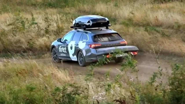 Dobrá rada nad zlato: Do Srbska raději teréňákem, se Škodou Superb to bylo trochu na hraně