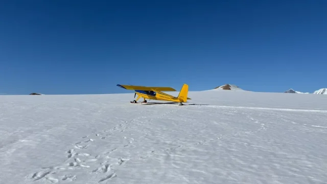 Letadlem na konec světa. Let pod Mount Logan byl jeden z vůbec nejhezčích zážitků Fotra na tripu