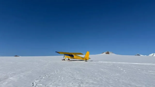 Fotr na tripu 10 - 9. díl: Létání nad ledovci, Národní park Kluane, představení přívěsu a Vancouver