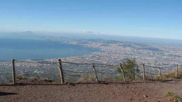 Pompeje a Vesuv aneb když sopka dokáže zastavit čas a výhled vyrazit dech