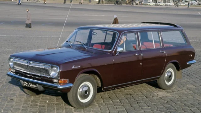 Kvíz: Mototechna a kombi, která se tam prodávala. Všechna je uhádnou asi jen znalci a pamětníci