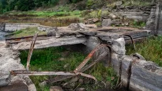 Orlická přehrada bez vody