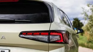 Škoda Superb Combi iV
