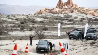 Kappadokie, Turecko, testy Toyoty Hilux